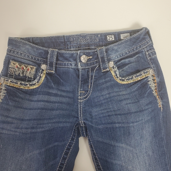 Miss Me embrroidered, rhinestone, studded signature boot cut jeans size 25 - Picture 12 of 14